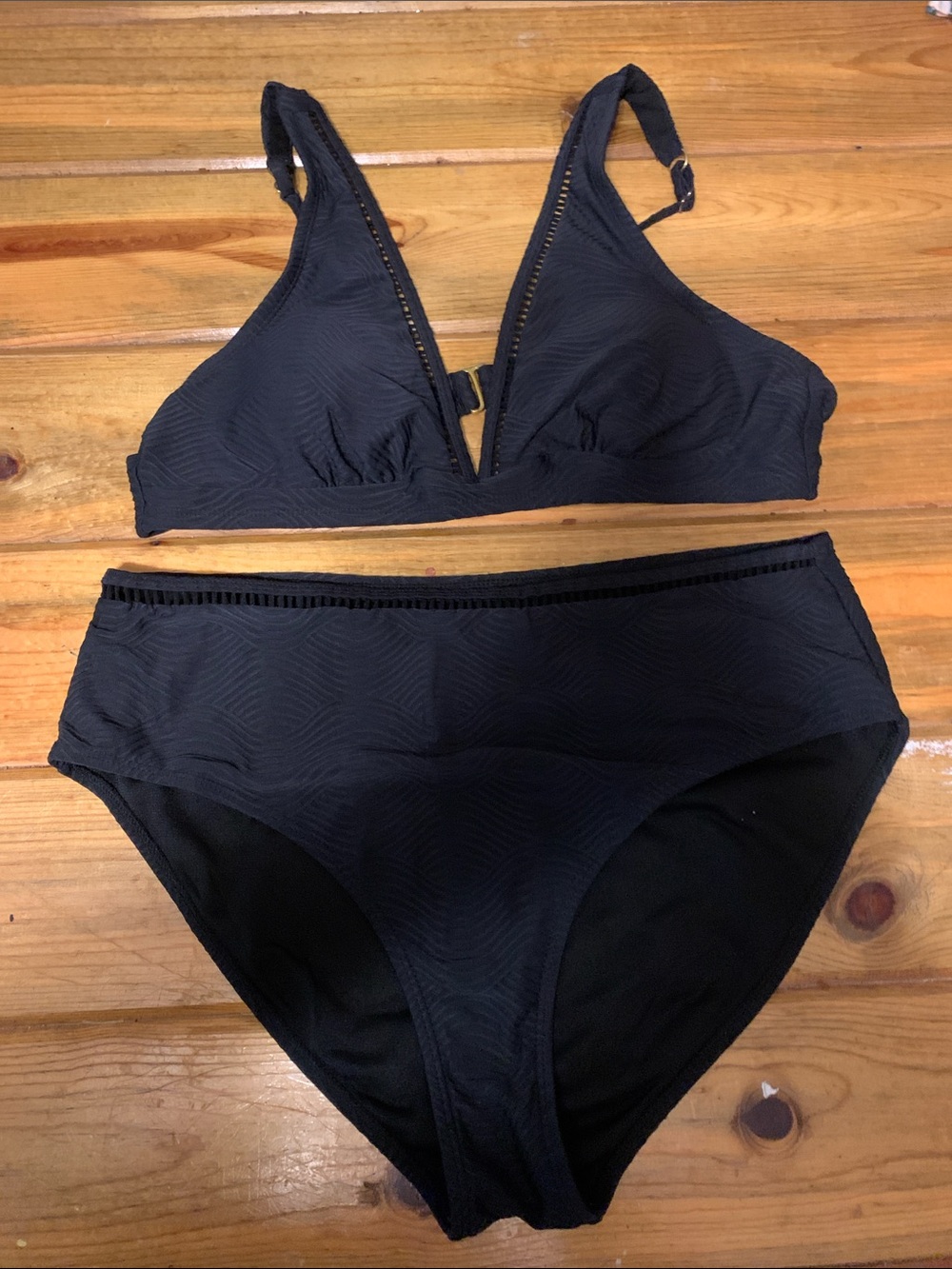 Heat Textured Black V-Plunge Bikini Set